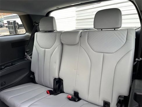 Used 2025 Hyundai Palisade SEL image 18