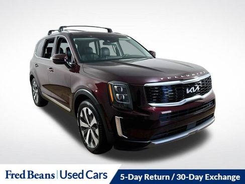 Used 2022 Kia Telluride EX w/ EX Premium Package FWD image 1
