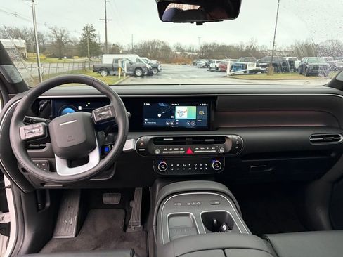 Used 2026 Hyundai Palisade Calligraphy image 5