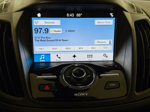 Used 2017 Ford Escape Titanium image 17