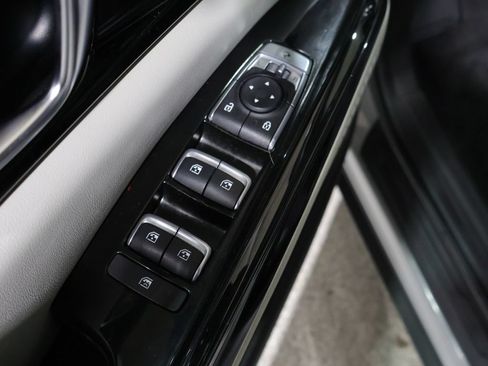 Used 2022 Kia Carnival SX Prestige FWD image 16
