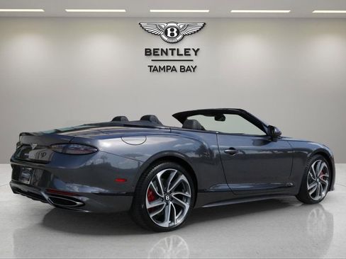 Used 2025 Bentley Continental GT Speed image 9