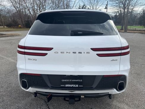 Certified 2022 Genesis GV70 2.5T w/ Advanced Package image 8