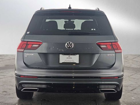 Used 2021 Volkswagen Tiguan SE R-Line image 4