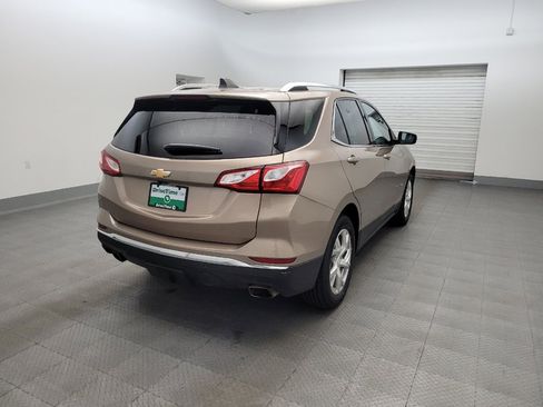 Used 2018 Chevrolet Equinox LT AWD/4WD image 9