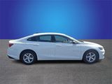 Used 2017 Chevrolet Malibu LS image 2