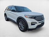 Used 2022 Ford Explorer Limited w/ Equipment Group 301A image 3