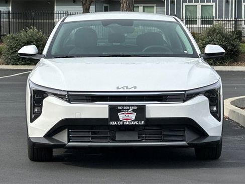 New 2026 Kia K4 EX image 9
