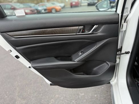 Used 2018 Honda Accord EX-L image 35