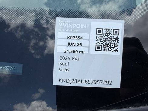 Used 2025 Kia Soul LX w/ LX Technology Package FWD image 46