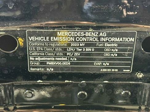 Certified 2023 Mercedes-Benz EQB 300 4MATIC image 35