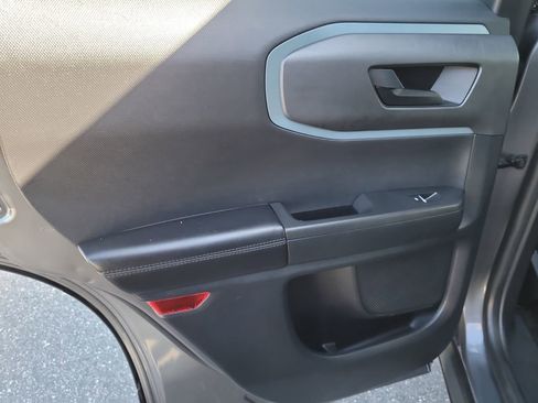 Used 2021 Ford Bronco Sport Badlands image 8