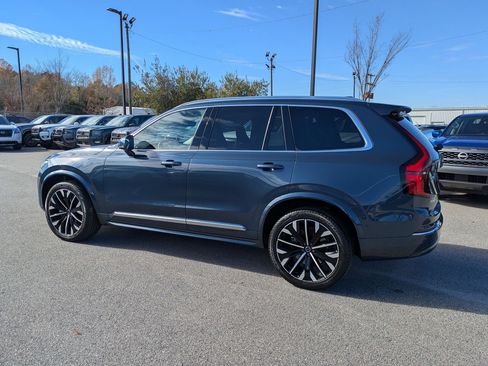Used 2025 Volvo XC90 B6 Plus image 6
