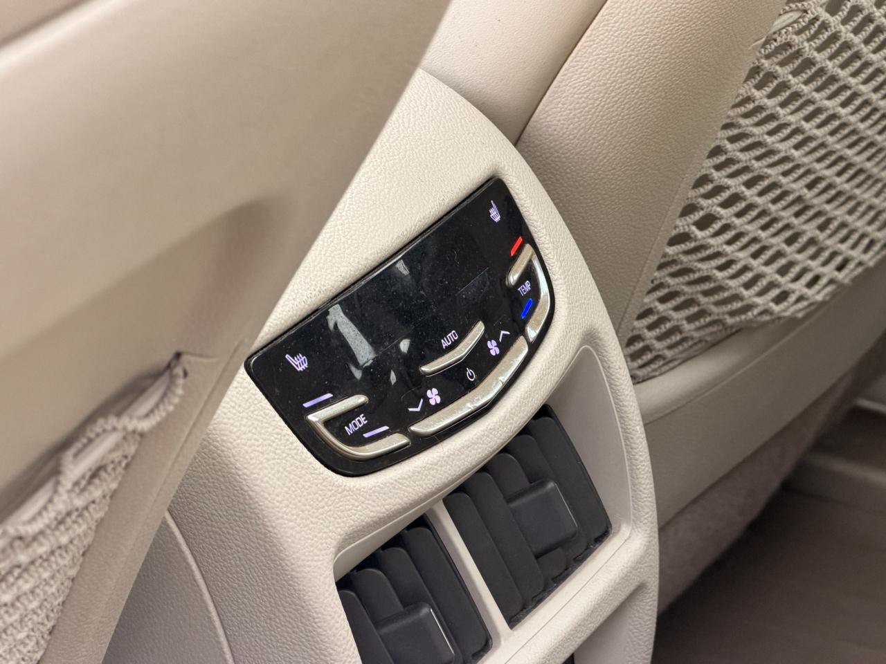 Used 2013 Cadillac SRX Premium AWD/4WD image 14