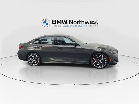 New 2026 BMW 330i xDrive Sedan w/ M Sport Package image 5