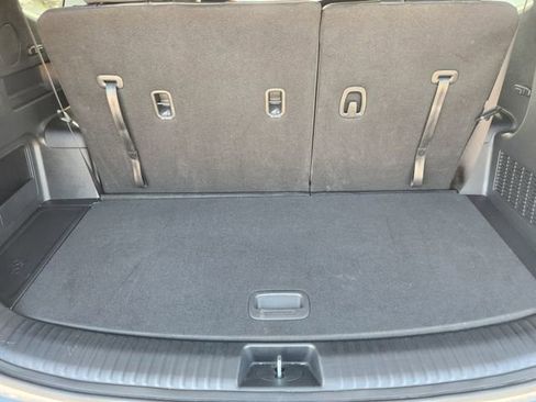 Used 2025 Kia Telluride S image 33