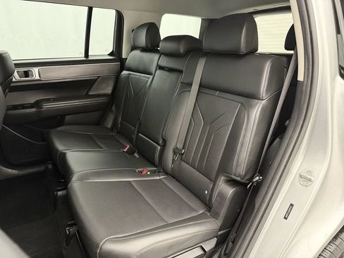 Used 2024 Hyundai Santa Fe SEL FWD image 27