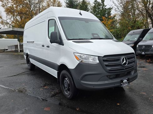 New 2026 Mercedes-Benz Sprinter 3500 image 8