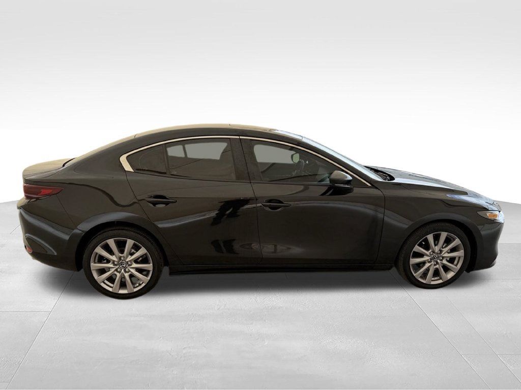 Used 2023 MAZDA MAZDA3 s FWD image 5