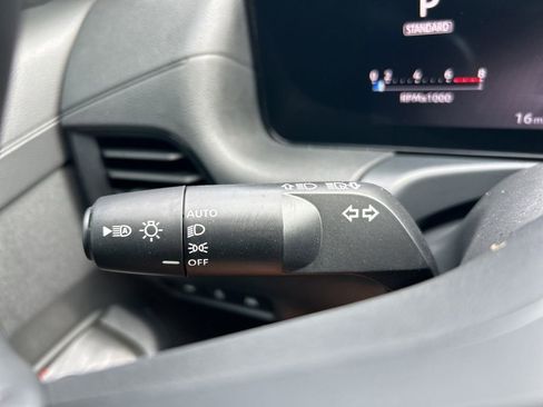 New 2026 Nissan Sentra SR w/ SR Premium Package FWD image 30