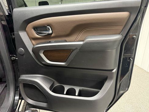Used 2016 Nissan Titan Platinum Reserve AWD/4WD image 34