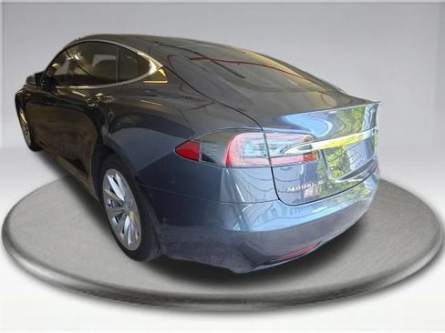 Used 2018 Tesla Model S 100D AWD/4WD image 9