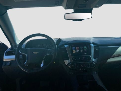 Used 2020 Chevrolet Tahoe LT w/ RST Edition RWD image 21
