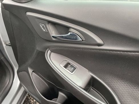 Used 2023 Chevrolet Malibu LT image 35