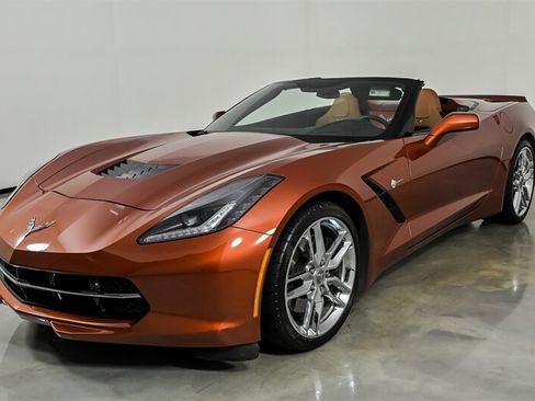 Used 2016 Chevrolet Corvette Stingray Convertible w/ 2LT Preferred Equipment Group RWD image 5