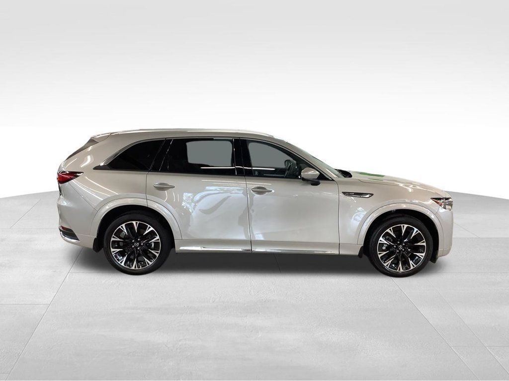 Certified 2026 MAZDA CX-90 3.3 Turbo S w/ Premium Plus AWD/4WD image 32