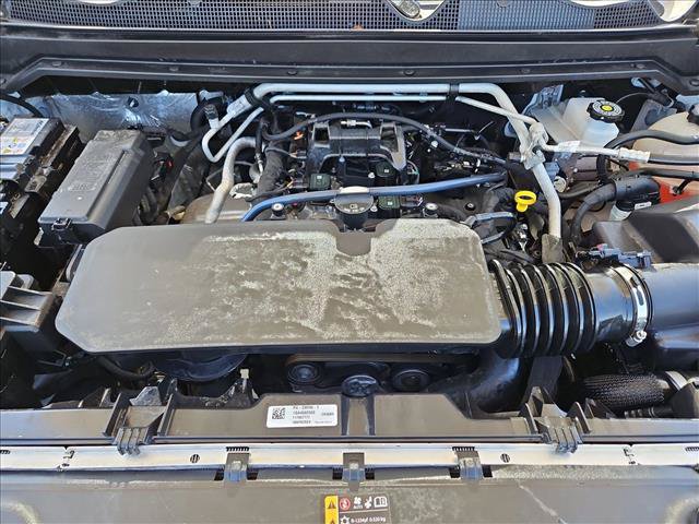 Used 2024 Chevrolet Colorado W/T w/ WT Convenience Package RWD image 23