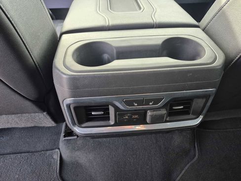 Used 2019 GMC Sierra 1500 SLT w/ SLT Premium Plus Package image 32