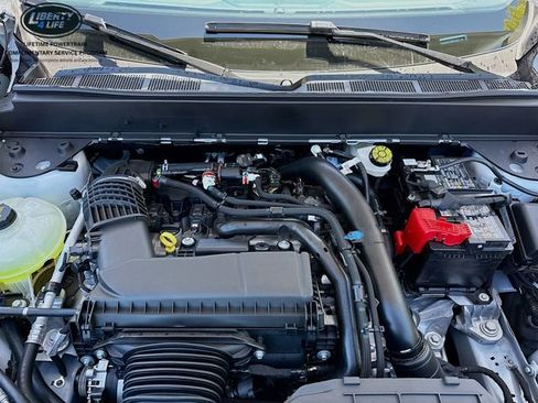 New 2025 Ford Maverick Lobo image 32