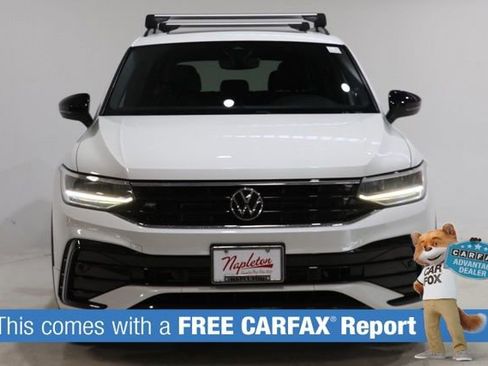 Used 2022 Volkswagen Tiguan SE R-Line AWD/4WD image 2