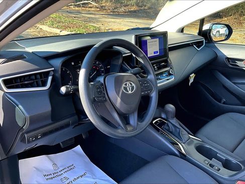 Used 2023 Toyota Corolla LE image 16