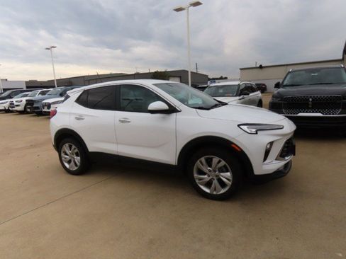 Used 2024 Buick Encore GX Preferred image 6