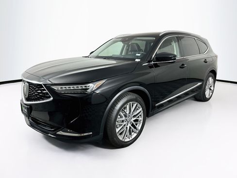 Used 2023 Acura MDX SH-AWD w/ Advance Package image 3