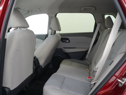 Used 2023 Nissan Rogue SV AWD/4WD image 14