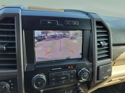 Certified 2020 Ford F250 XL w/ STX Appearance Package image 16