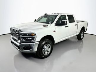New 2026 RAM 2500 Tradesman AWD/4WD video 3