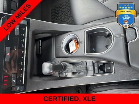 Certified 2022 Toyota Avalon XLE w/ Moonroof Package FWD image 21