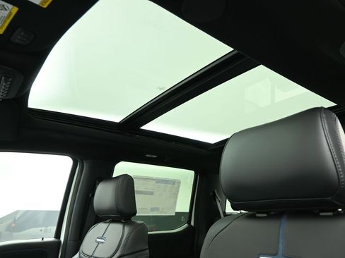 New 2026 Ford F250 Platinum image 16