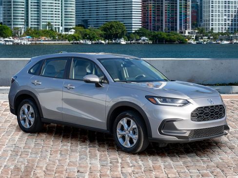 Certified 2024 Honda HR-V LX image 3