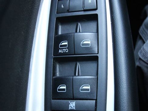 Used 2018 Dodge Journey SE FWD image 23