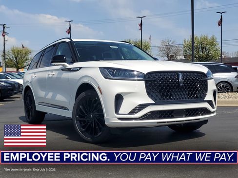 New 2026 Lincoln Aviator Reserve w/ Jet Appearance Package AWD/4WD image 1