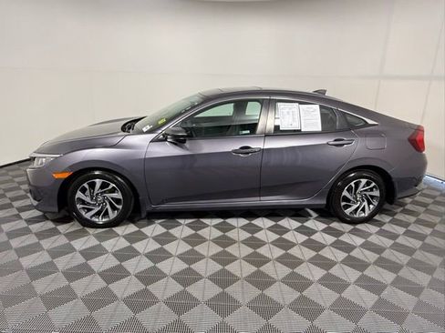 Used 2018 Honda Civic EX image 3