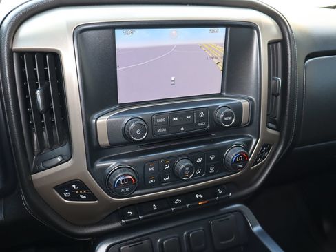 Used 2014 GMC Sierra 1500 Denali w/ Suspension Package, Off-Road AWD/4WD image 7