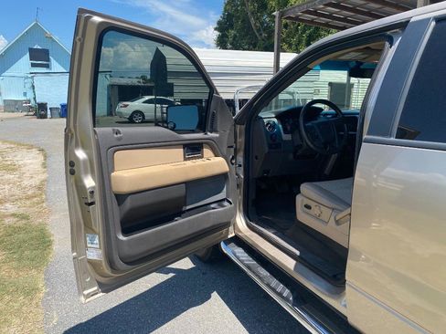 Used 2012 Ford F150 XLT w/ XLT Convenience Pkg AWD/4WD image 13