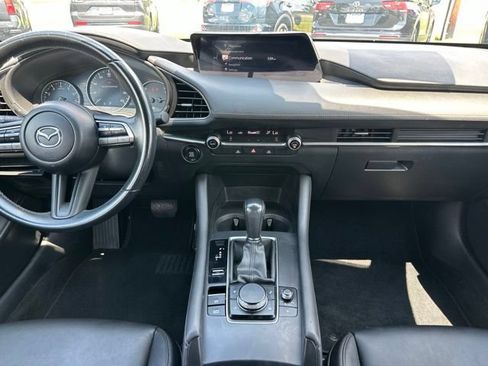 Used 2023 MAZDA MAZDA3 s FWD image 11