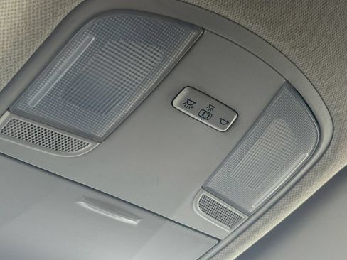Used 2023 Hyundai Kona SEL FWD image 28